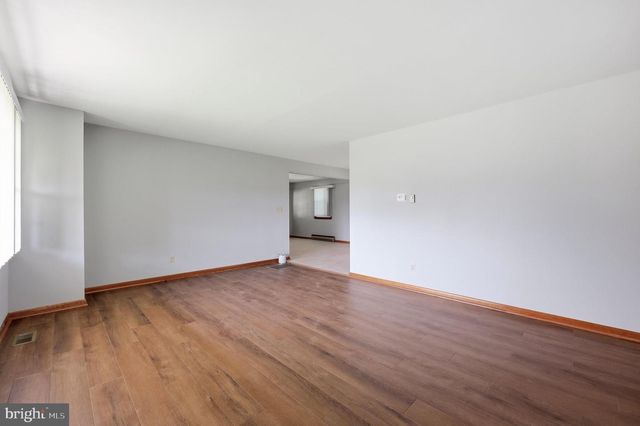 4015-B JEFFERSON PIKE, Jefferson, MD 21755