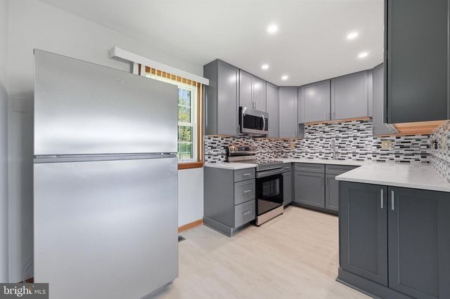 4015-B JEFFERSON PIKE, Jefferson, MD 21755