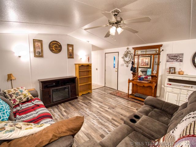 10355 Springfield, Lebanon, OK 73440