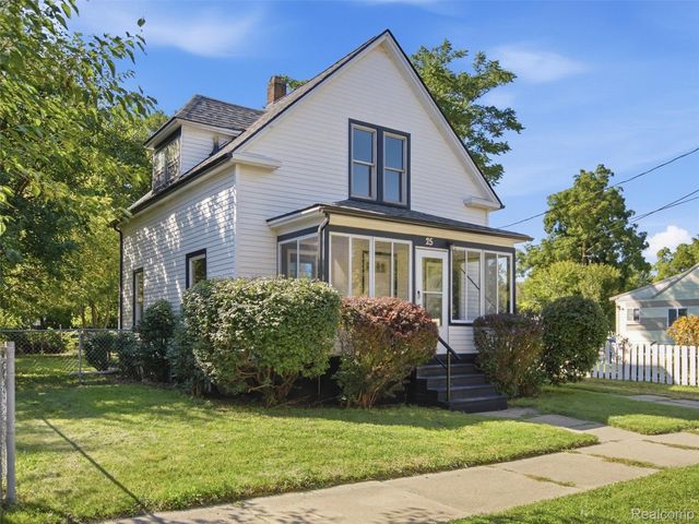 25 Lincoln Street, Pontiac, MI 48341
