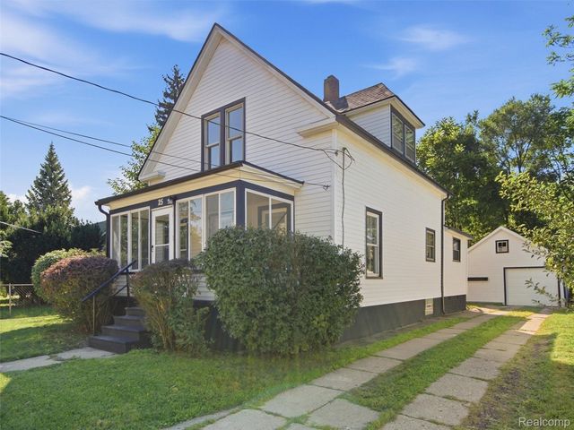 25 Lincoln Street, Pontiac, MI 48341