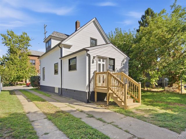 25 Lincoln Street, Pontiac, MI 48341