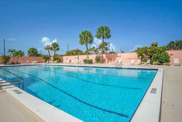 1181 Carlton Court 106, Fort Pierce, FL 34949