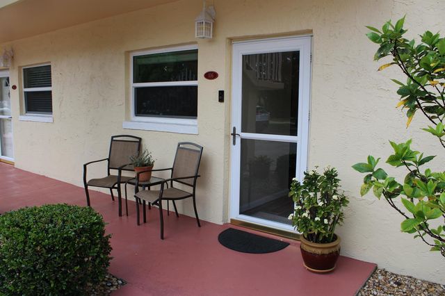 1181 Carlton Court 106, Fort Pierce, FL 34949