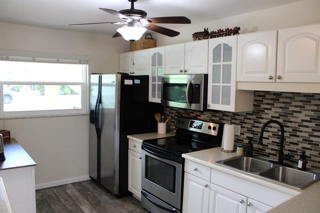 1181 Carlton Court 106, Fort Pierce, FL 34949