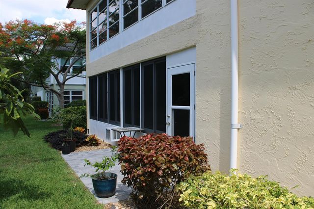 1181 Carlton Court 106, Fort Pierce, FL 34949