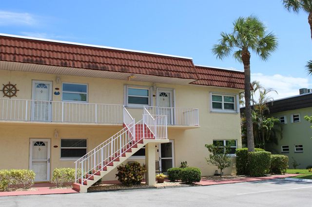 1181 Carlton Court 106, Fort Pierce, FL 34949