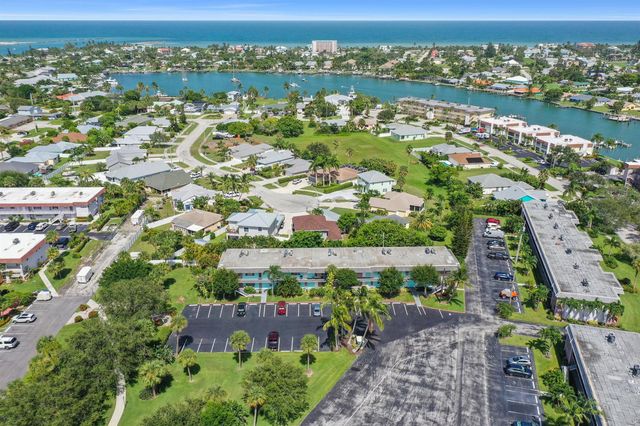 1181 Carlton Court 106, Fort Pierce, FL 34949