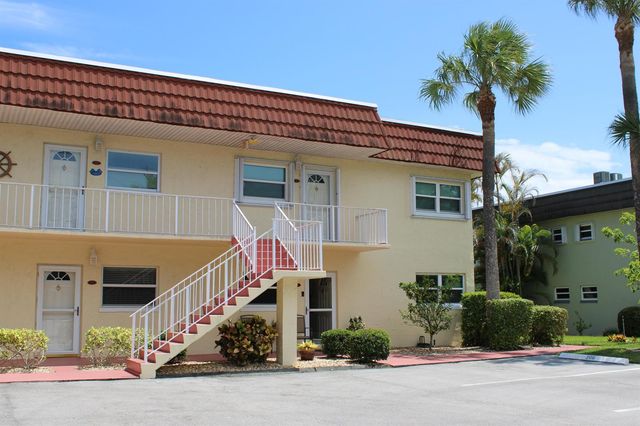 1181 Carlton Court 106, Fort Pierce, FL 34949