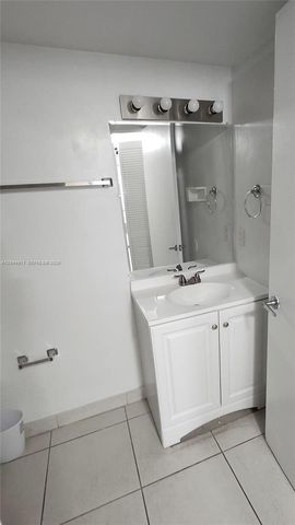 8205 SW 152nd Avenue F105, Miami, FL 33193