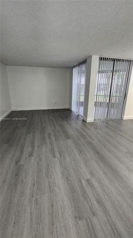 8205 SW 152nd Avenue F105, Miami, FL 33193