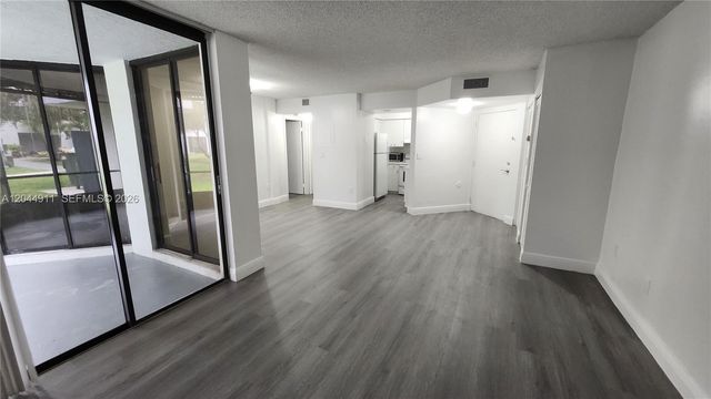 8205 SW 152nd Avenue F105, Miami, FL 33193