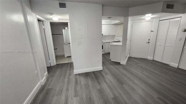 8205 SW 152nd Avenue F105, Miami, FL 33193