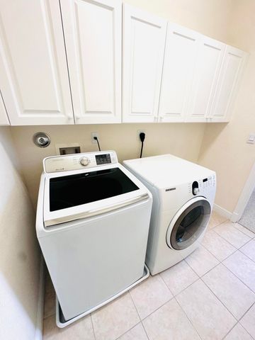 8296 NW 9th Avenue, Boca Raton, FL 33487