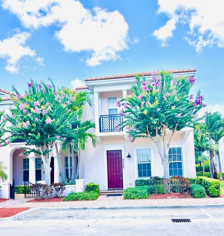 8296 NW 9th Avenue, Boca Raton, FL 33487