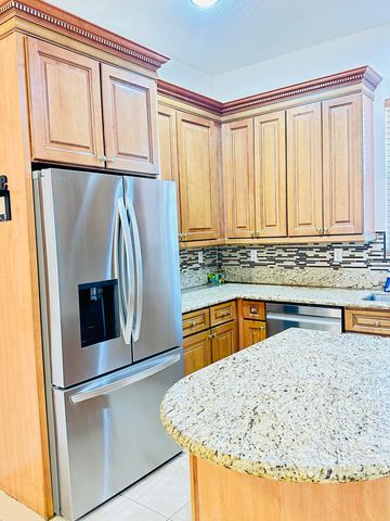 8296 NW 9th Avenue, Boca Raton, FL 33487