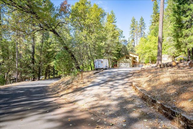 6251 Baywood Ct, Foresthill, CA 95631