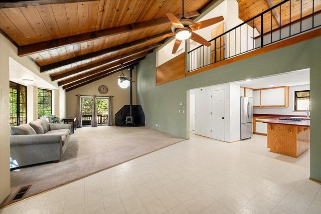 6251 Baywood Ct, Foresthill, CA 95631