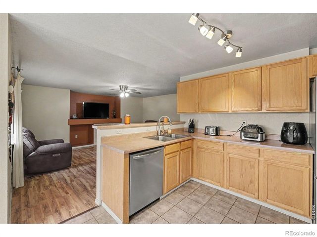 5427 Bobcat Street, Frederick, CO 80504