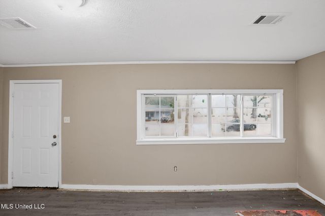 2815 Tara Road, Jackson, MS 39212