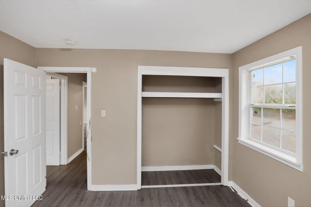 2815 Tara Road, Jackson, MS 39212