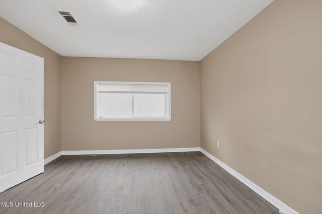 2815 Tara Road, Jackson, MS 39212