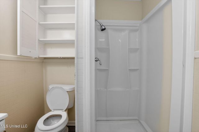 2815 Tara Road, Jackson, MS 39212