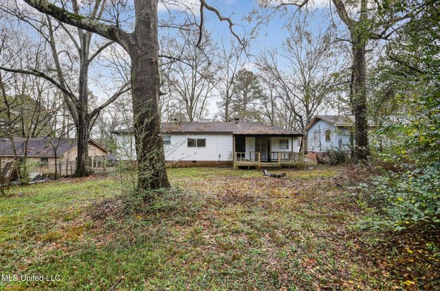 2815 Tara Road, Jackson, MS 39212