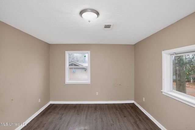 2815 Tara Road, Jackson, MS 39212