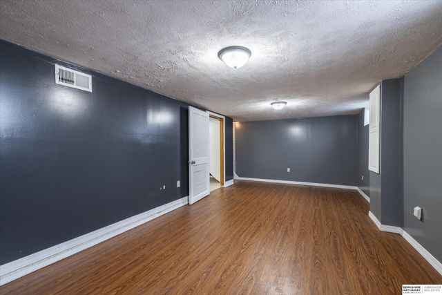 7420 S 72nd Street, La Vista, NE 68128