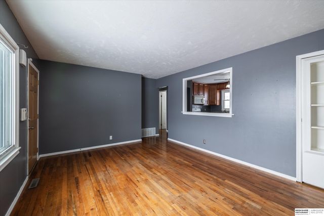 7420 S 72nd Street, La Vista, NE 68128