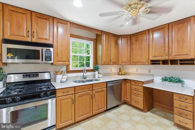 13904 BLENHEIM RD N, Phoenix, MD 21131