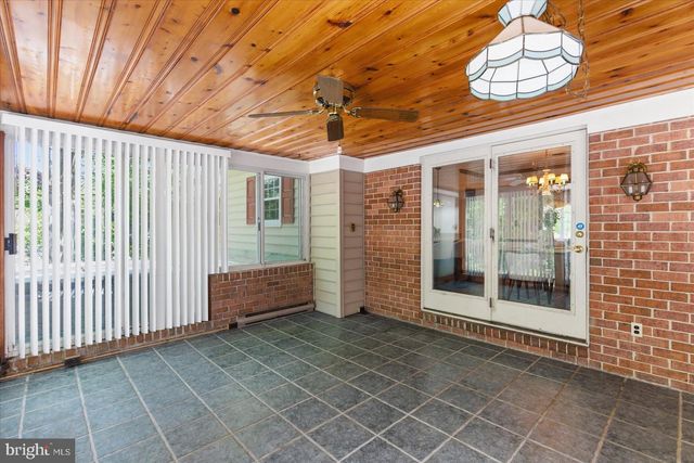 13904 BLENHEIM RD N, Phoenix, MD 21131