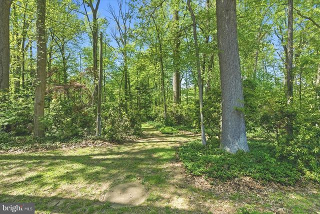 13904 BLENHEIM RD N, Phoenix, MD 21131