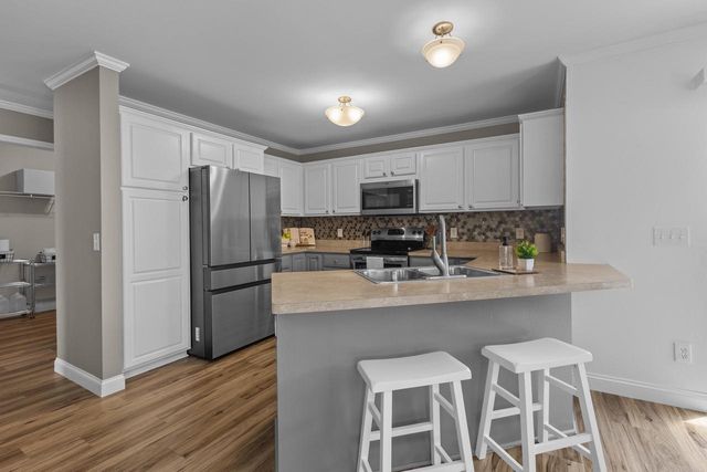 6111 Windmill Way, Mcfarland, WI 53558