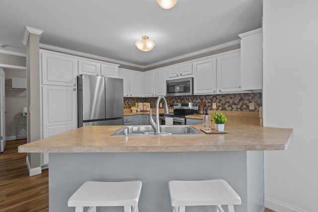 6111 Windmill Way, Mcfarland, WI 53558