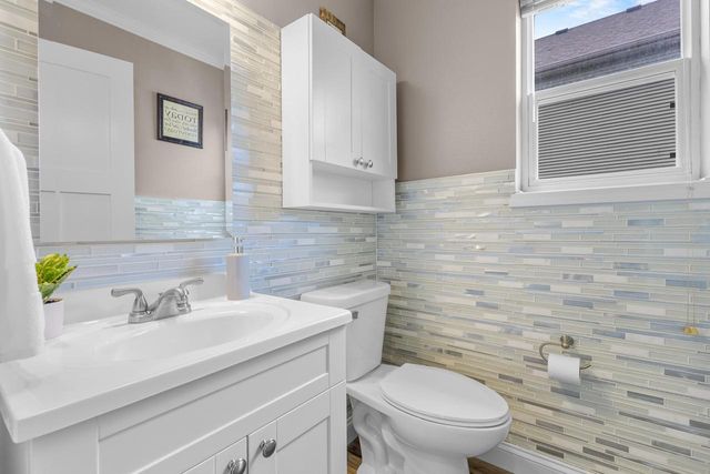 6111 Windmill Way, Mcfarland, WI 53558