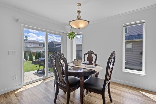 6111 Windmill Way, Mcfarland, WI 53558