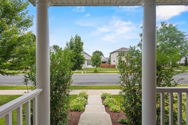 6111 Windmill Way, Mcfarland, WI 53558