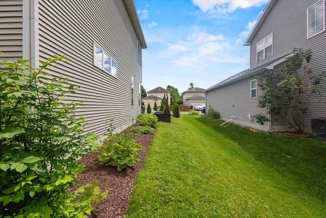 6111 Windmill Way, Mcfarland, WI 53558