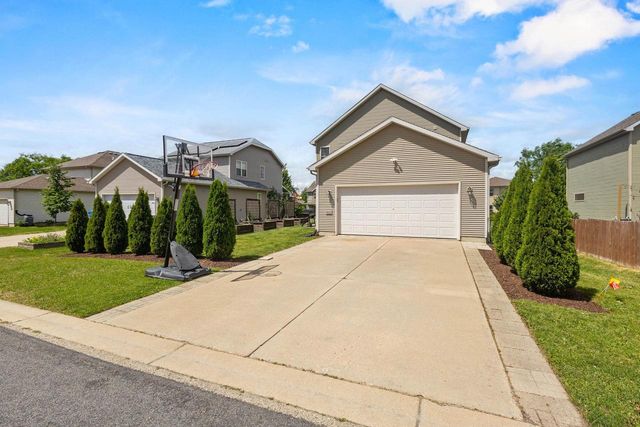 6111 Windmill Way, Mcfarland, WI 53558
