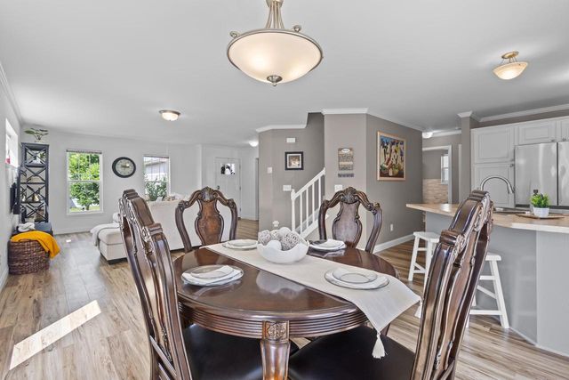 6111 Windmill Way, Mcfarland, WI 53558