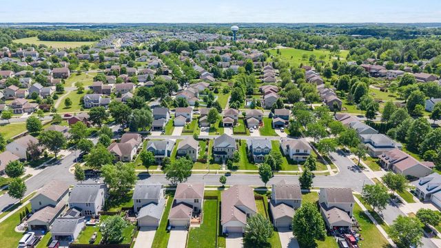6111 Windmill Way, Mcfarland, WI 53558