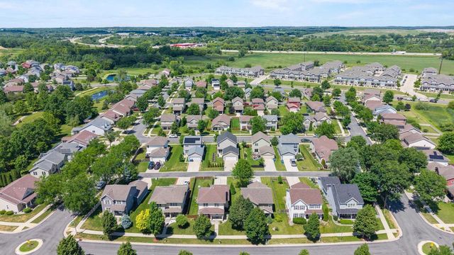 6111 Windmill Way, Mcfarland, WI 53558