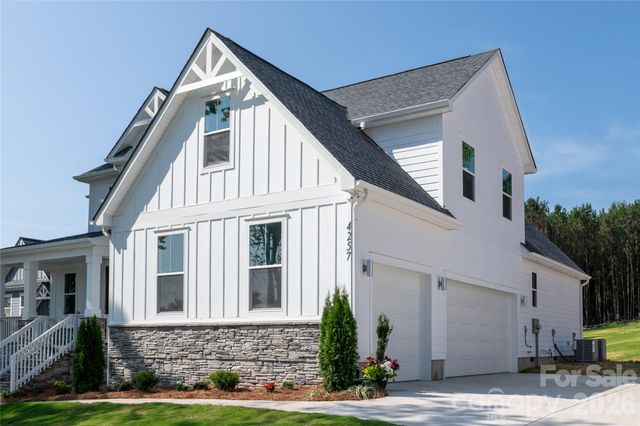 4257 Candlewood Drive, Sherrills Ford, NC 28673