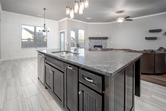 577 Megan Lane, Blanchard, OK 73010