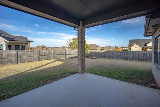 577 Megan Lane, Blanchard, OK 73010