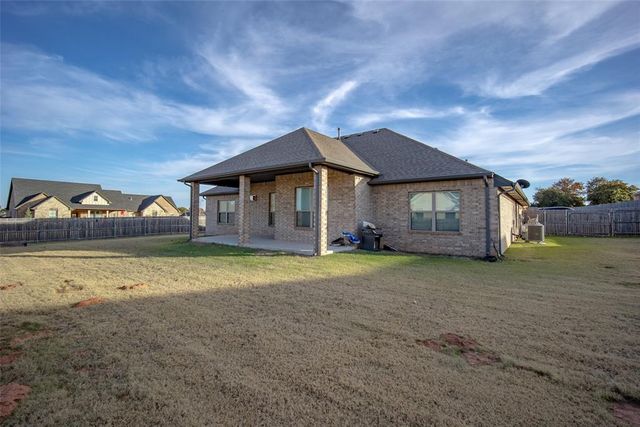 577 Megan Lane, Blanchard, OK 73010
