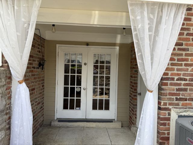 5025 Hillsboro Pike Apt 15P, Nashville, TN 37215