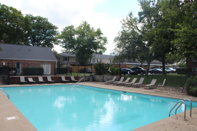 5025 Hillsboro Pike Apt 15P, Nashville, TN 37215